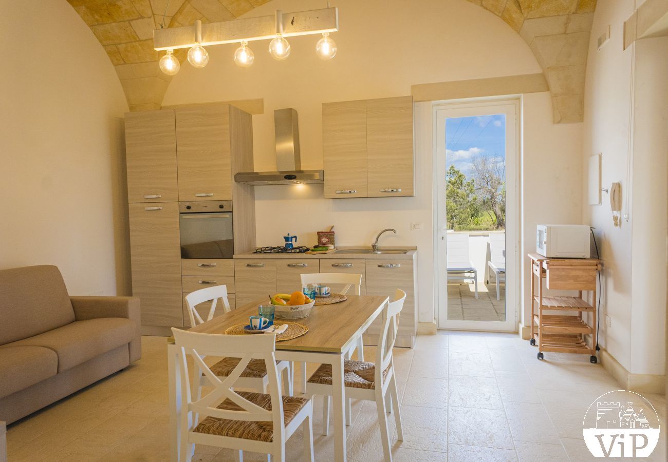 Villa à Otranto - Villa 4 places avec piscine et proche plage m392