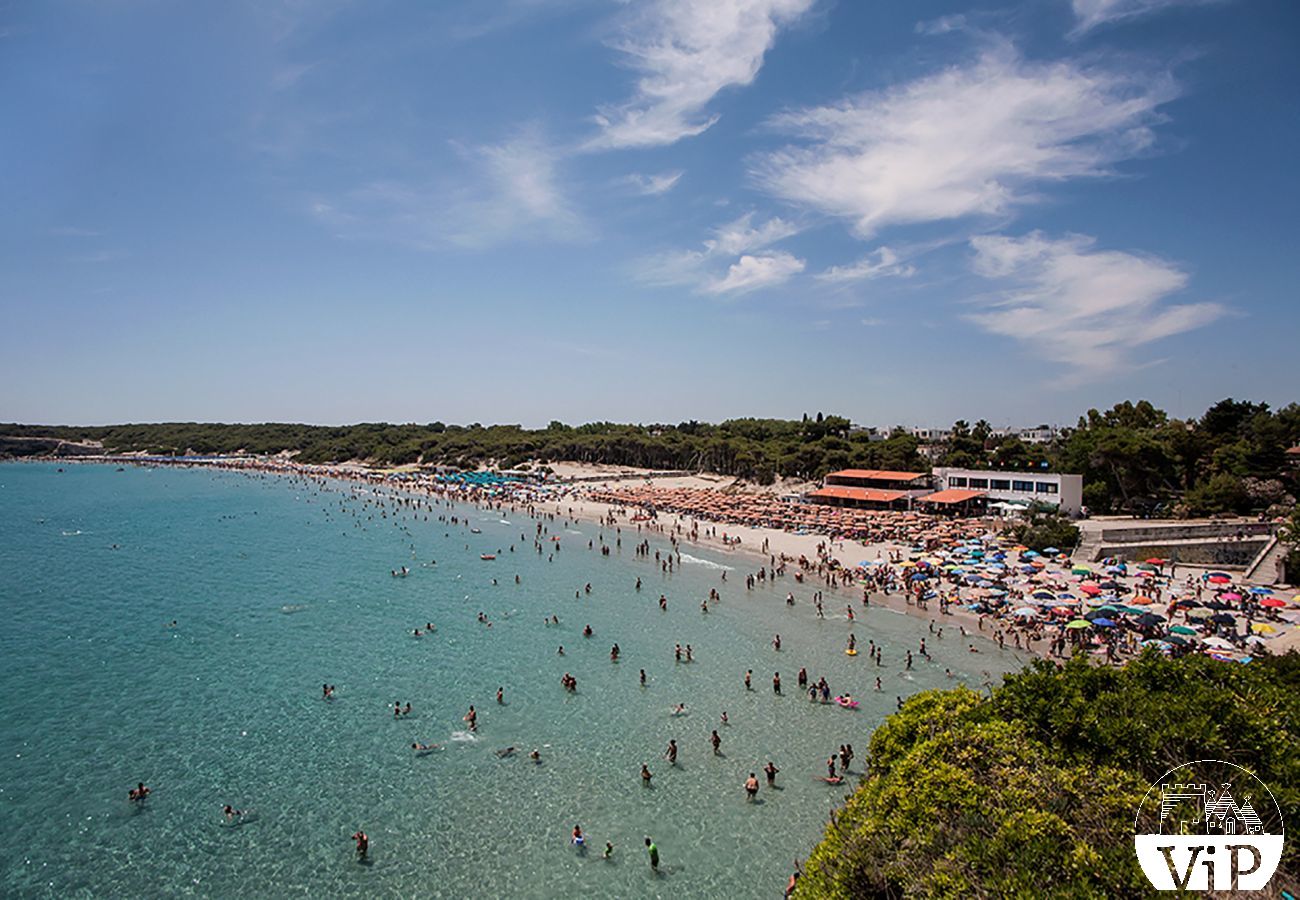 Villa a Carpignano Salentino - Villa con piscina privata e campo calcetto 5 camere 5 bagni in Puglia m400