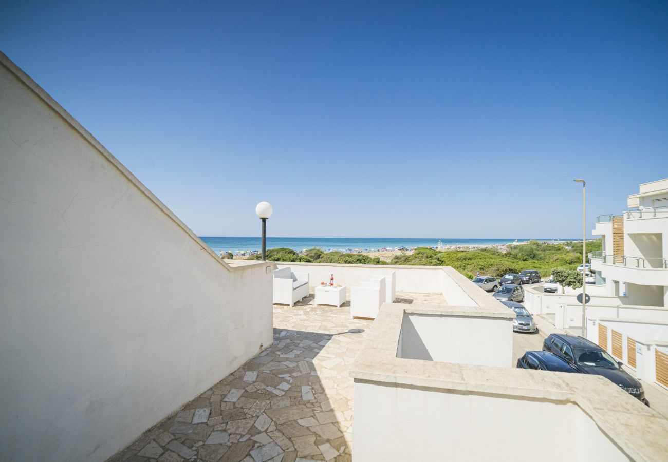 Villetta a Lido Marini - Villetta fronte spiaggia vista mare sabbia fine v780